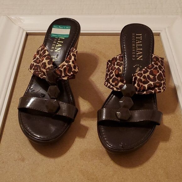 NWT Italian Shoemakers brown animal print wedge sandals size 8.5 - Picture 1 of 9